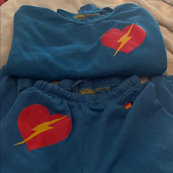 SET Aviator Nation heart bolt crew sweatshirt & sweatpants blue size small - Picture 4 of 4